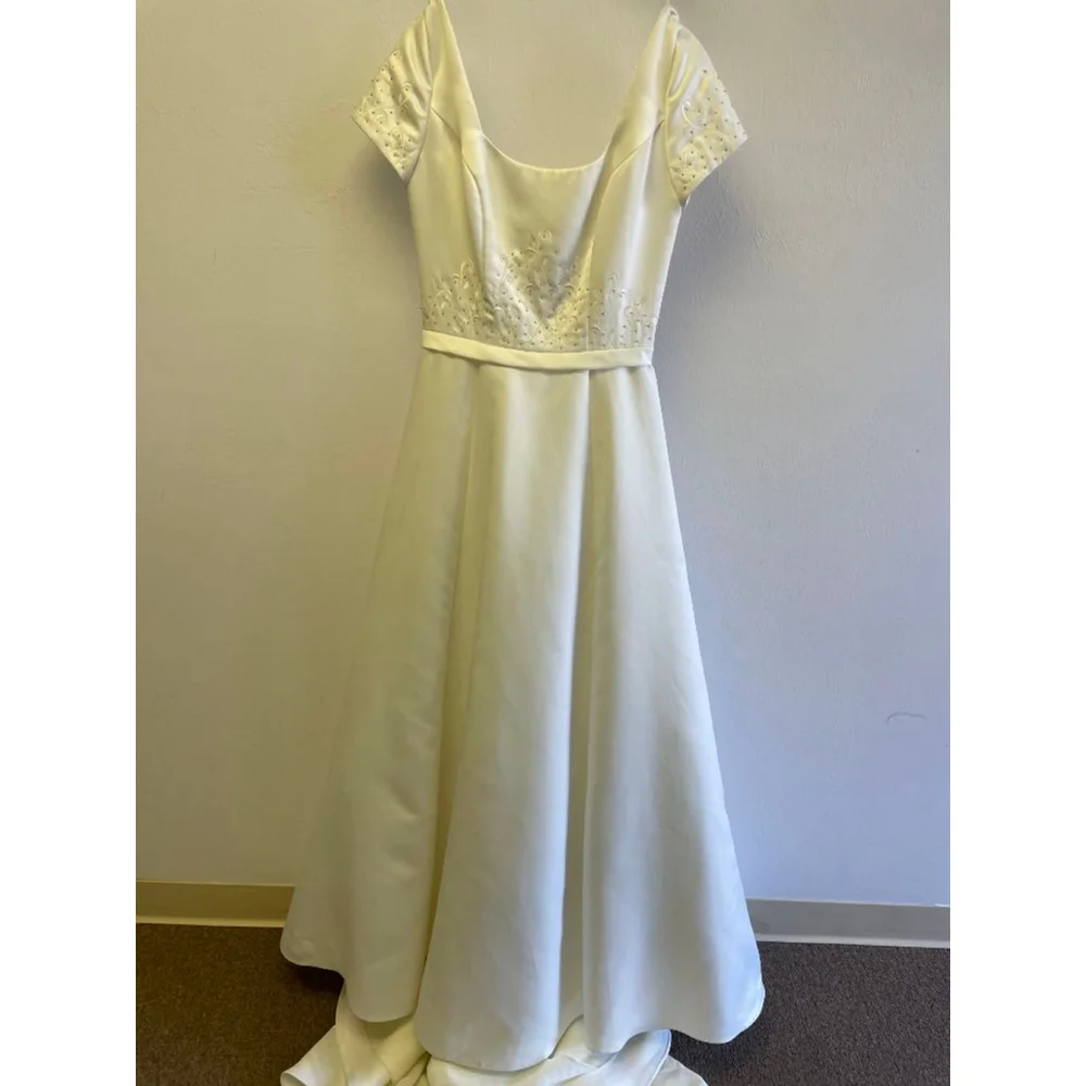 Women's Paloma Blanca Ivory Wedding Dress Size 10 - Picture 7 of 8